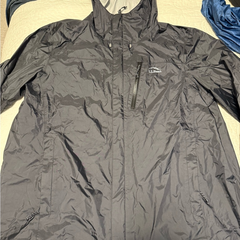 L.L. Bean Men's Black Raincoat
